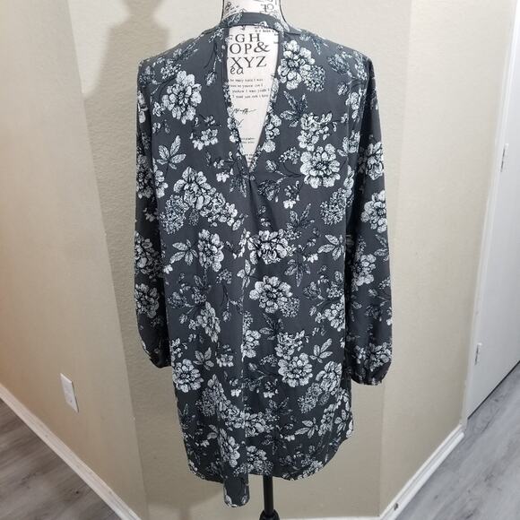 PEACH Love California floral top‎ size small - Picture 2 of 7